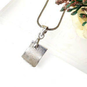 #Style_option a (2.12 g)