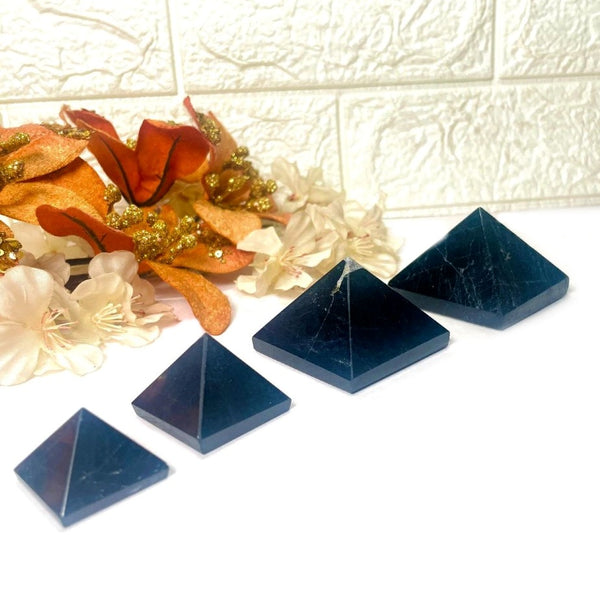 Black Tourmaline AAA Pyramid (Repels Negative Energy)