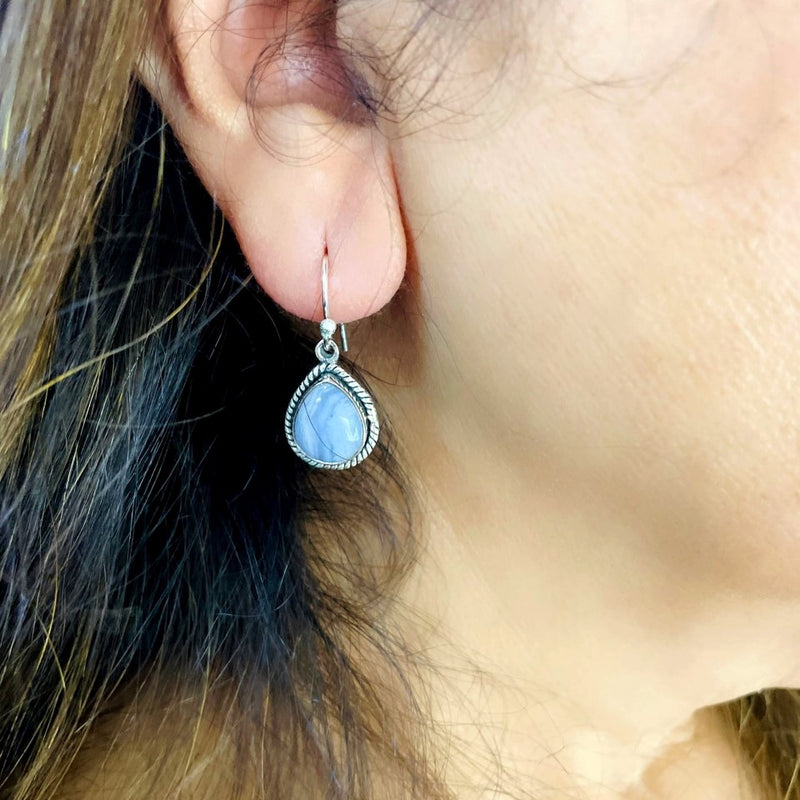 Blue Lace Agate Earrings in Silver (Calm Expression)