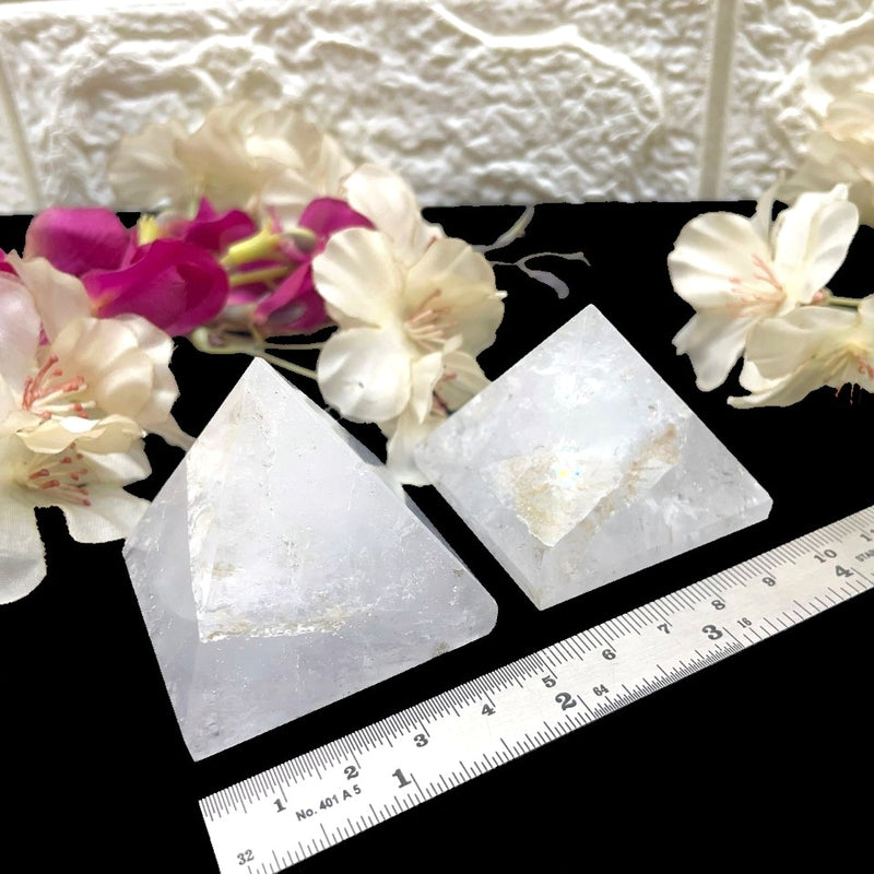 Clear Quartz Pyramid (Meditation & Amplification)