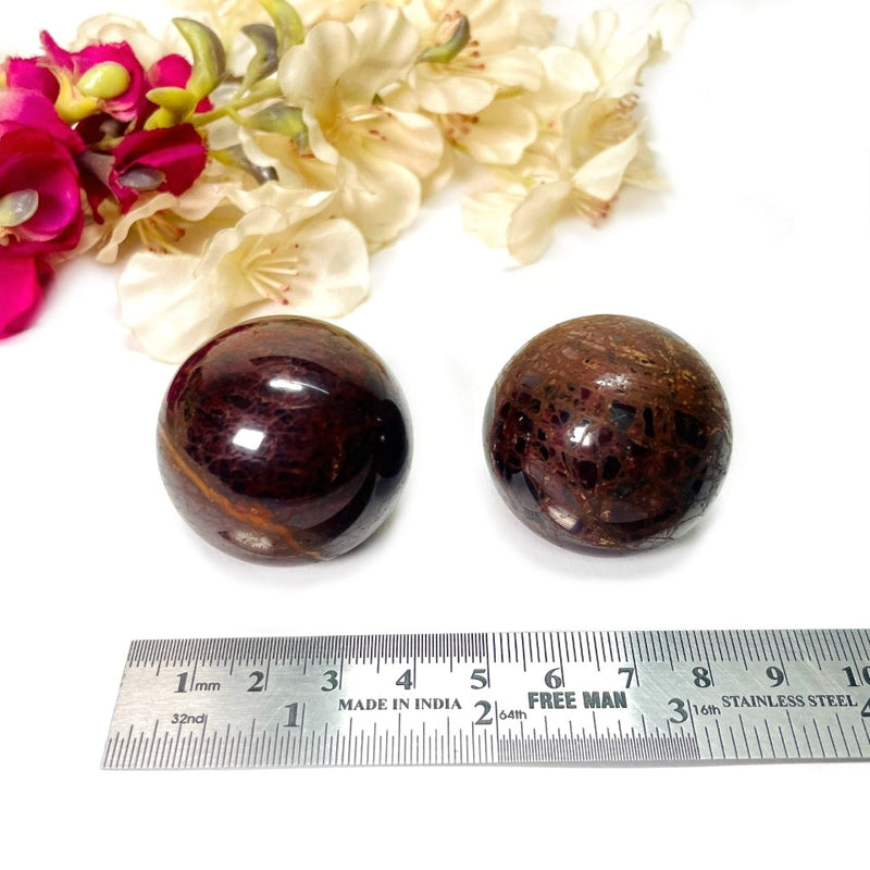 Garnet Sphere (Strength & Commitment)