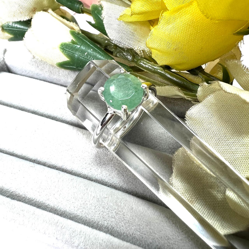 Light Green Aventurine Adjustable Ring in Silver (Luck and Opportunities)