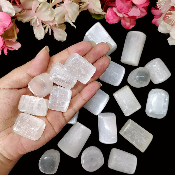 White Selenite Tumble ( Aura Cleansing )