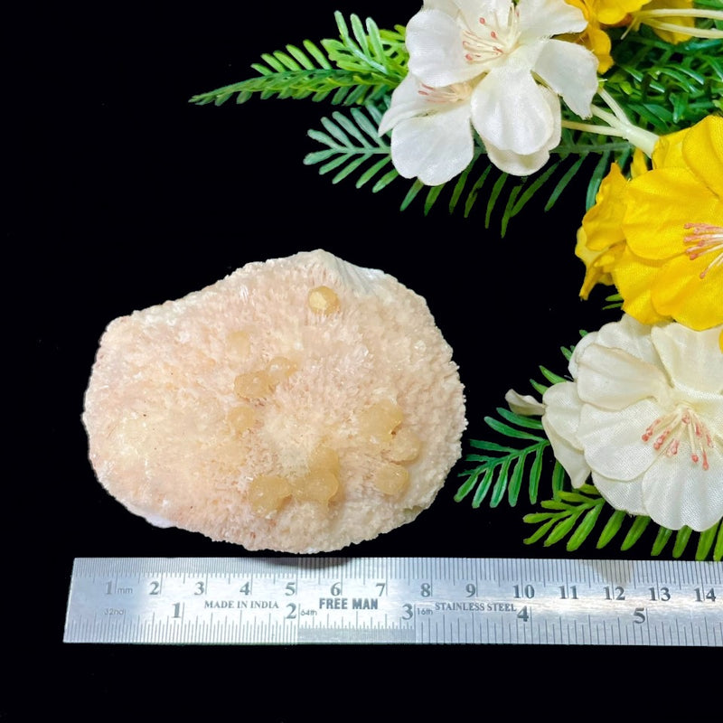 Yellow Calcite on Mordenite Fibrous Clusters (Universal Power)