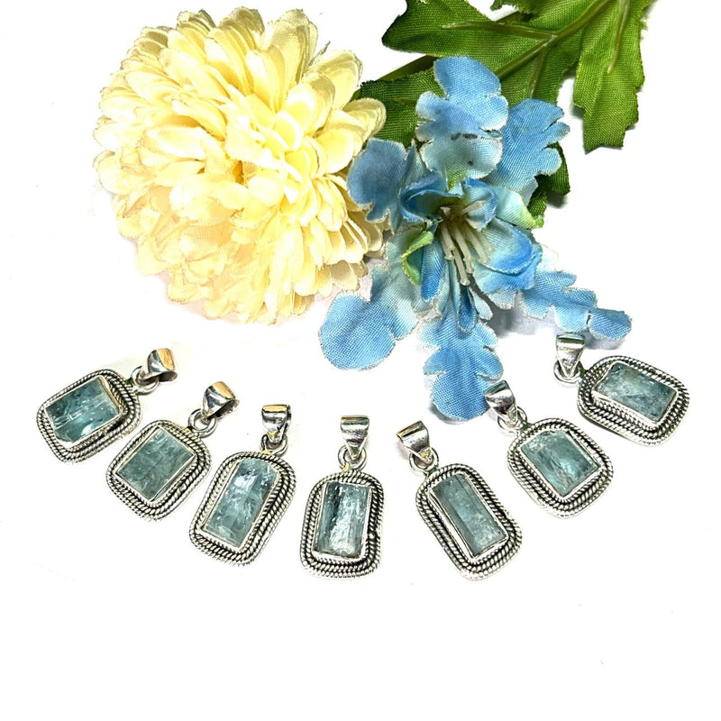 Aquamarine Premium Pendants in Silver