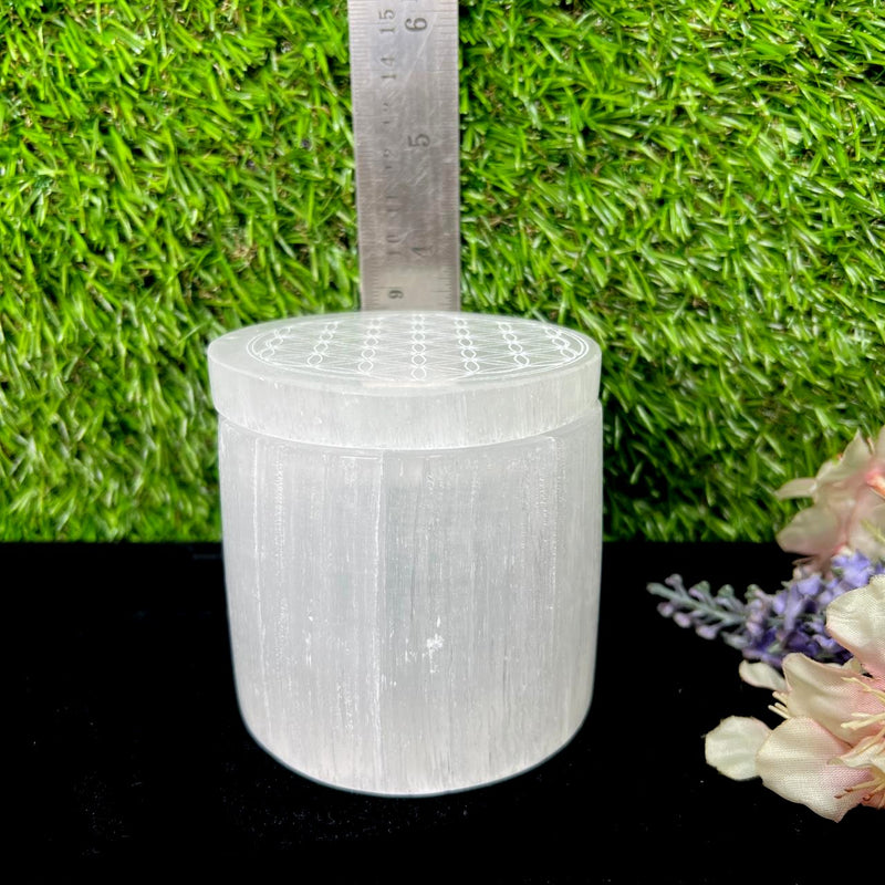 Selenite Round Box with Lid