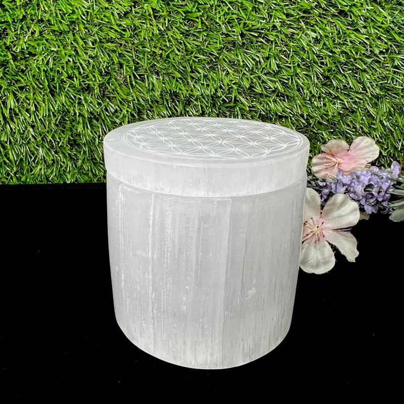 Selenite Round Box with Lid