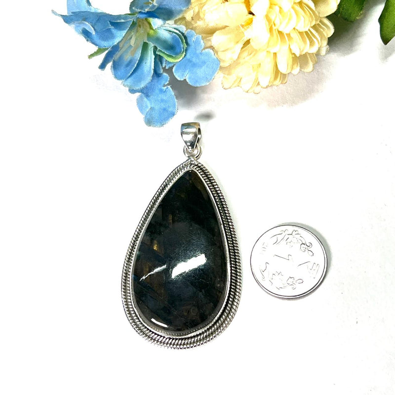 Labradorite Premium Collection Pendants In Silver