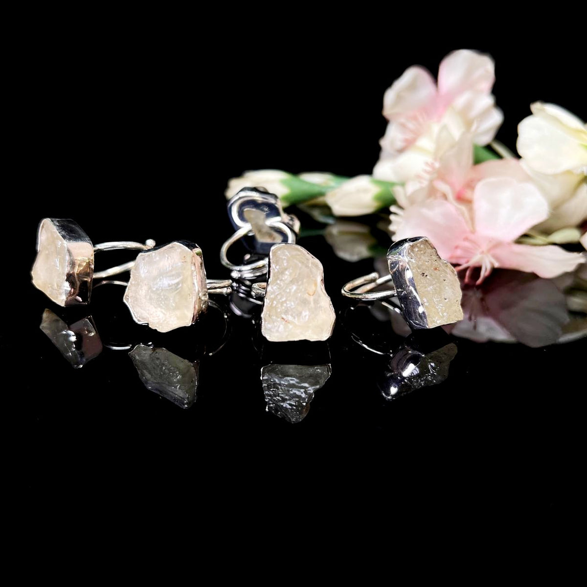 Natural Libyan Desert Glass Rings Online at Talk to Crystals