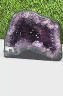 Amethyst Geodes in Extra AAA Quality from Brazil