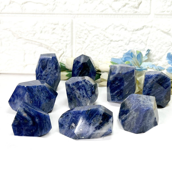 Sodalite Free Forms (Expression)