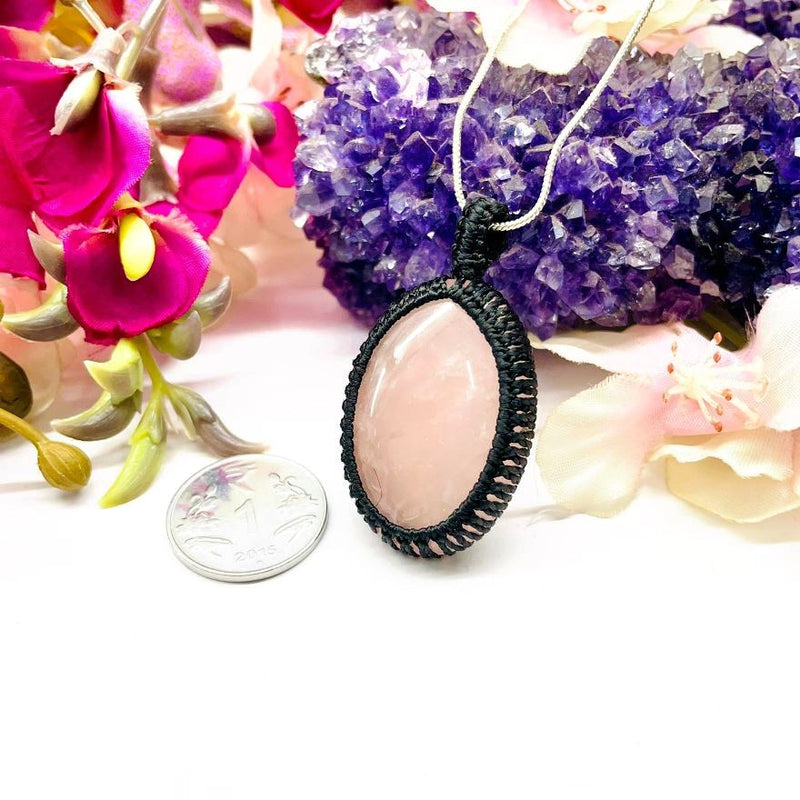 Know Your Crystals Pink Rose Quartz Pendant, Weight: Na at Rs 300/piece in  Gurgaon