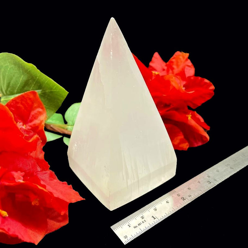 Selenite Tall Pyramid (Angelic Connection & Cleansing)