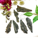 Black Kyanite Rough (Chord cutting)