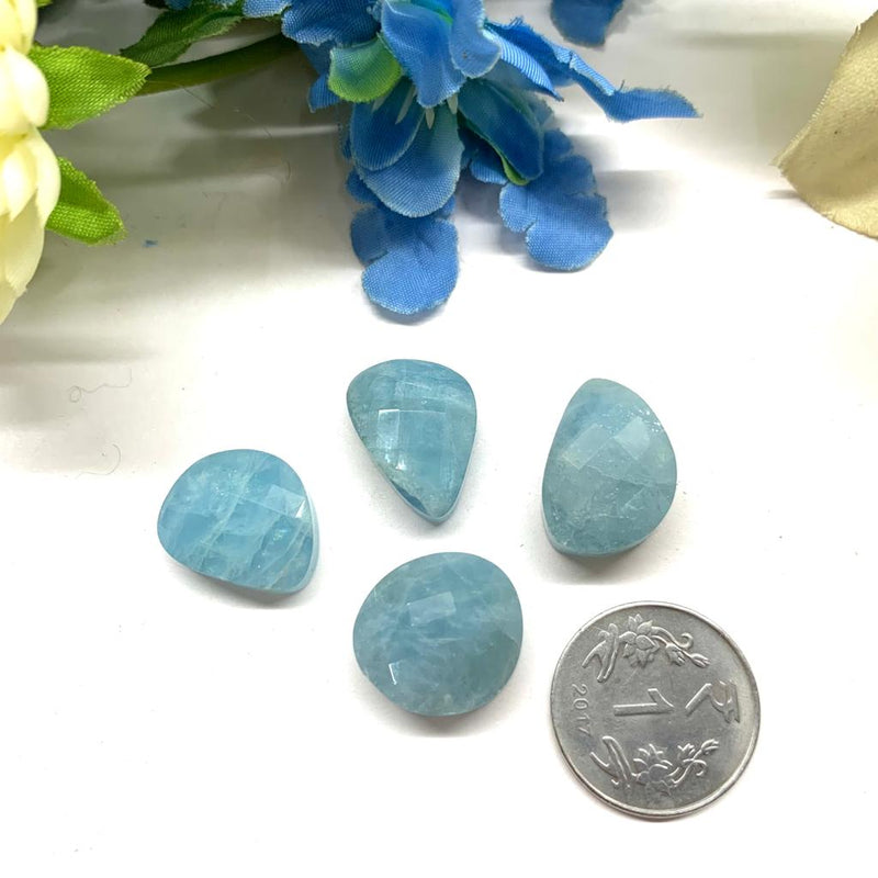 Aquamarine Faceted AAA Cabochon (Clairvoyance)
