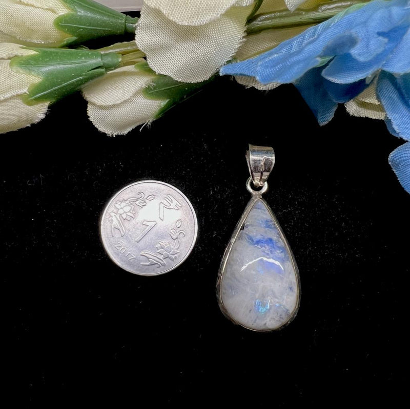 Moonstone Pendants in Silver (Divine feminine)