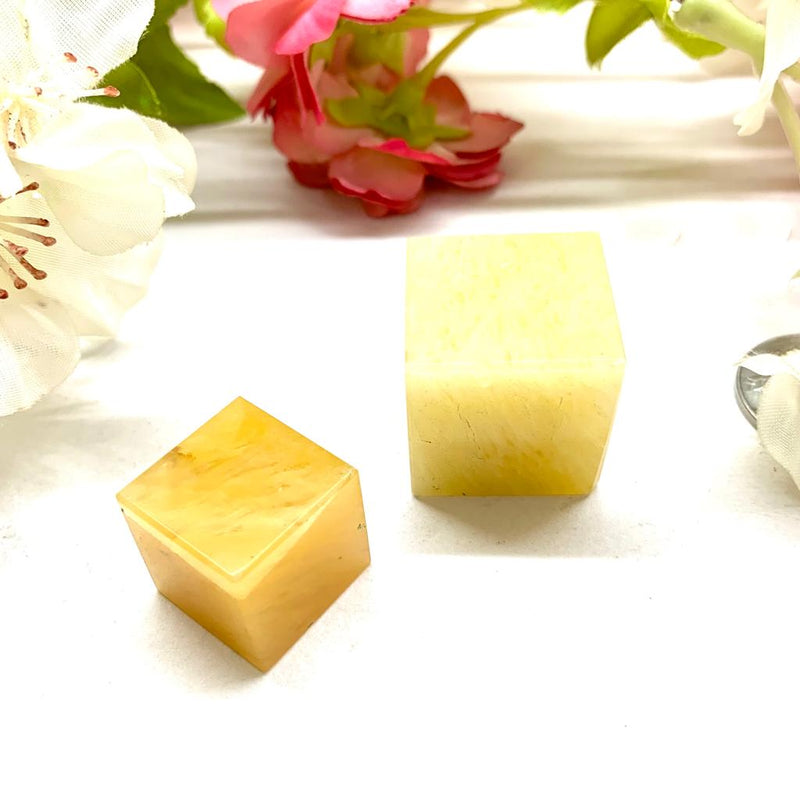 Yellow Aventurine Cube (Personal Power)